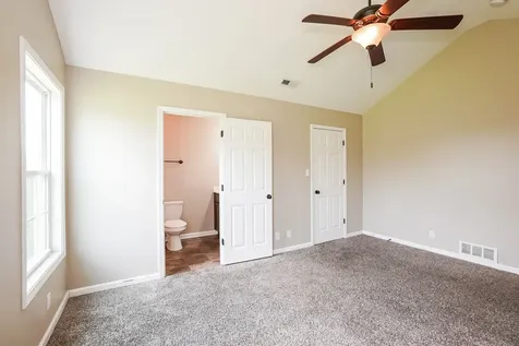 201 Bob White Trail Oak Grove KY 42262