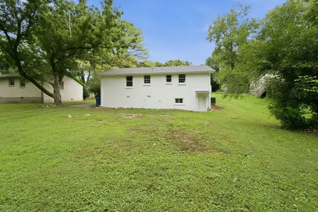 107 Rainbow Circle Columbia TN 38401