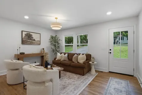 107 Rainbow Circle Columbia TN 38401