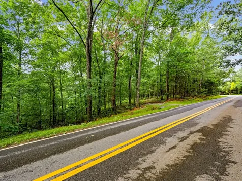 5021 Old Highway 13 Cumberland City TN 37050