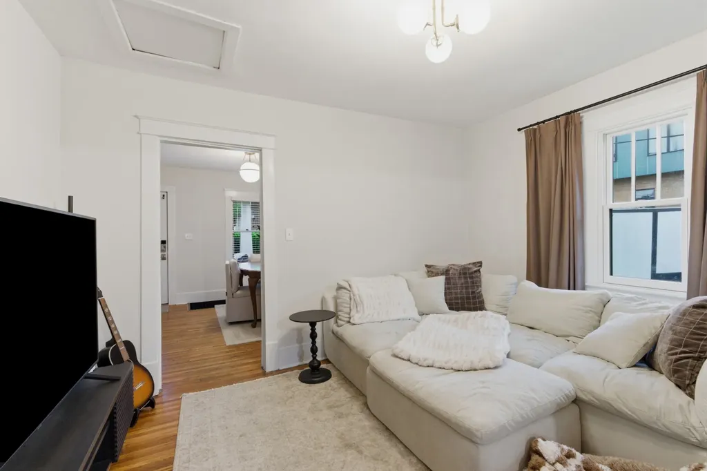 309 S 11th Street Nashville TN 37206