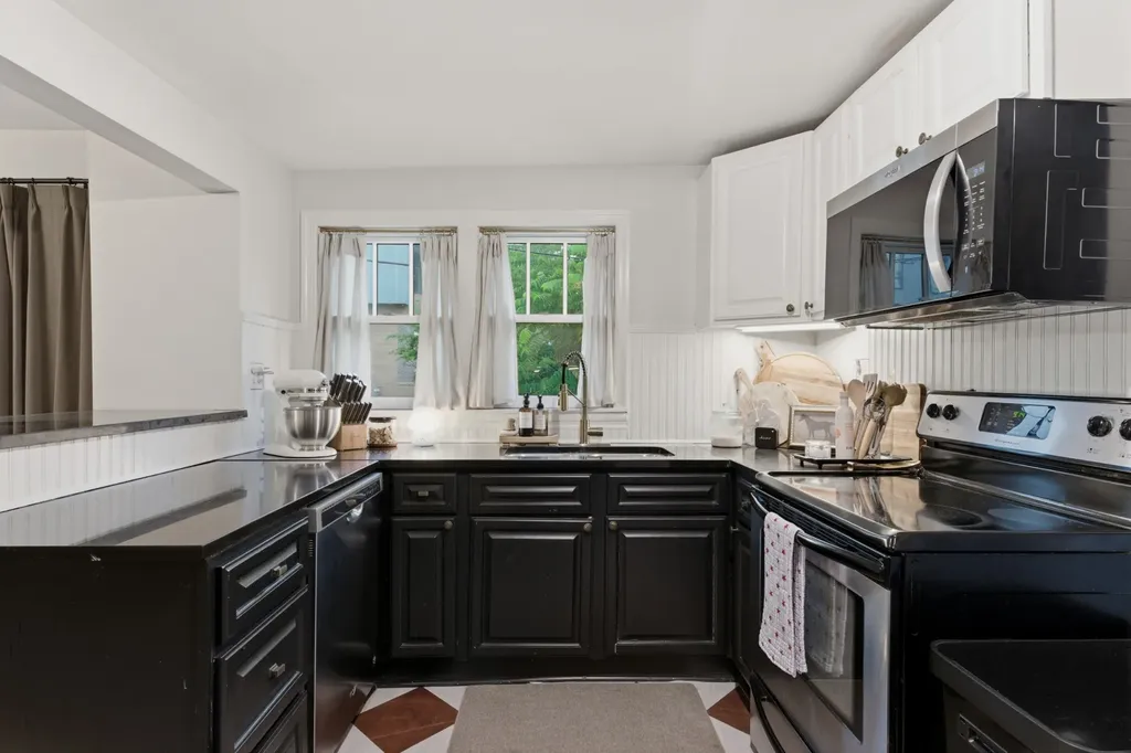 309 S 11th Street Nashville TN 37206