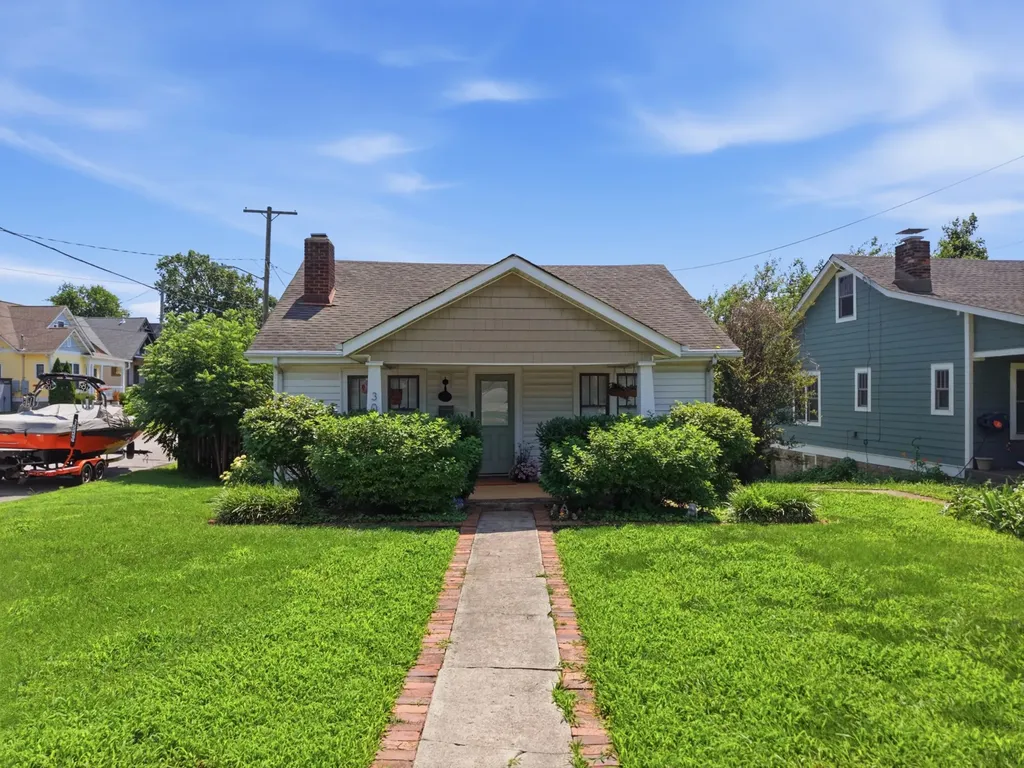309 S 11th Street Nashville TN 37206