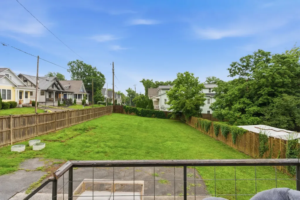 309 S 11th Street Nashville TN 37206