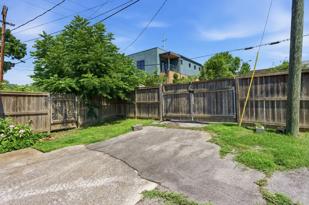 309 S 11th Street Nashville TN 37206