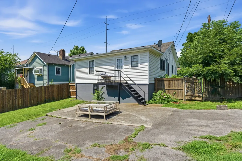 309 S 11th Street Nashville TN 37206