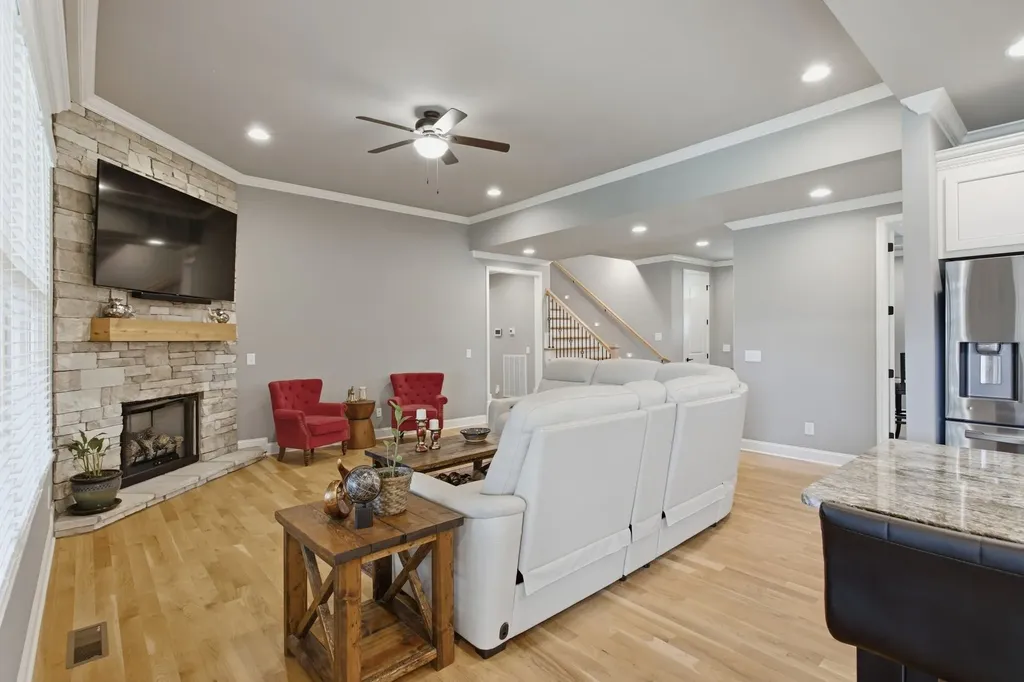 1036 Pretender Way Columbia TN 38401