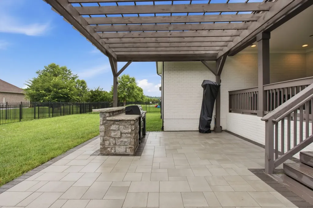 1036 Pretender Way Columbia TN 38401