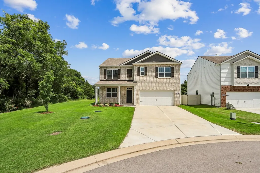 9044 Copenhagen Drive Murfreesboro TN 37129