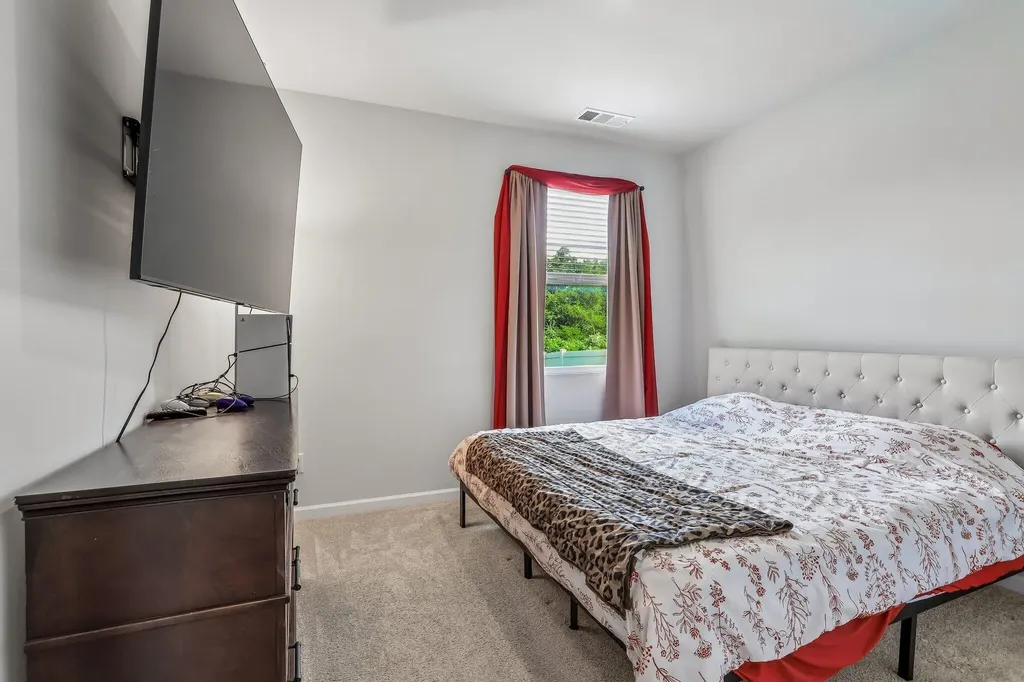 9044 Copenhagen Drive Murfreesboro TN 37129