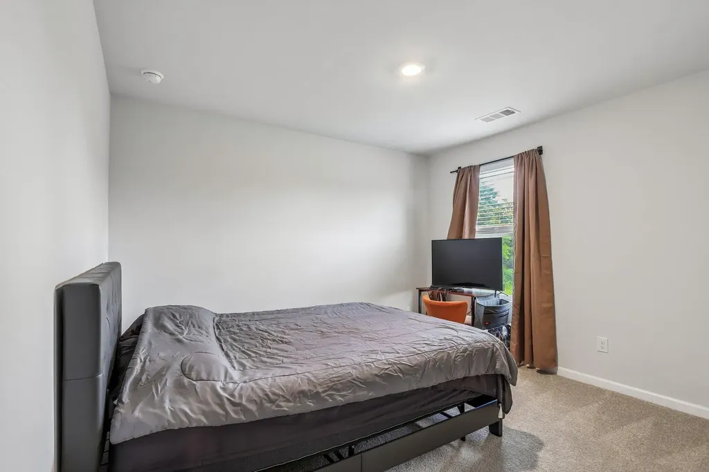 9044 Copenhagen Drive Murfreesboro TN 37129