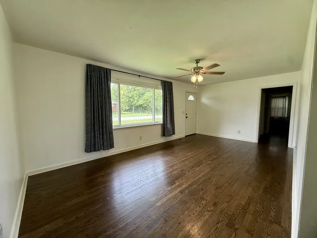 117 Whiteside Street Shelbyville TN 37160
