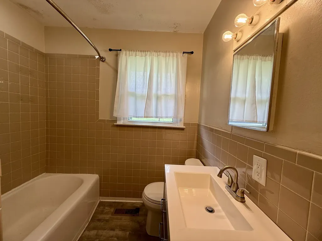 117 Whiteside Street Shelbyville TN 37160