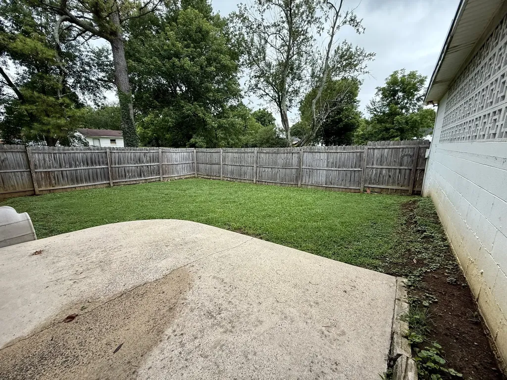 117 Whiteside Street Shelbyville TN 37160