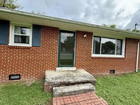 117 Whiteside Street Shelbyville TN 37160