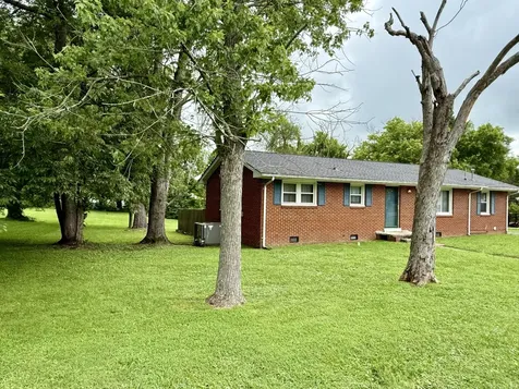117 Whiteside Street Shelbyville TN 37160