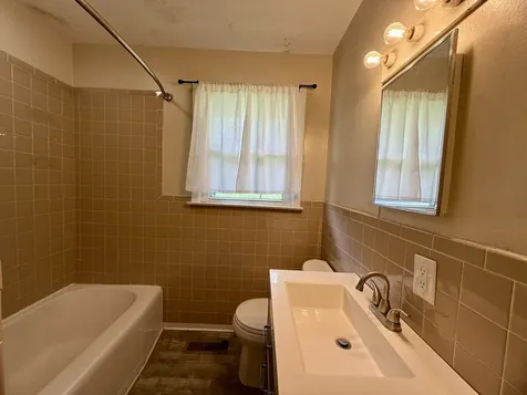117 Whiteside Street Shelbyville TN 37160