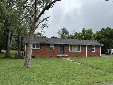 117 Whiteside Street Shelbyville TN 37160