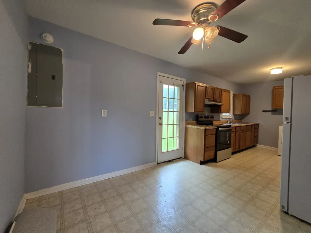 1645 White Drive Lewisburg TN 37091