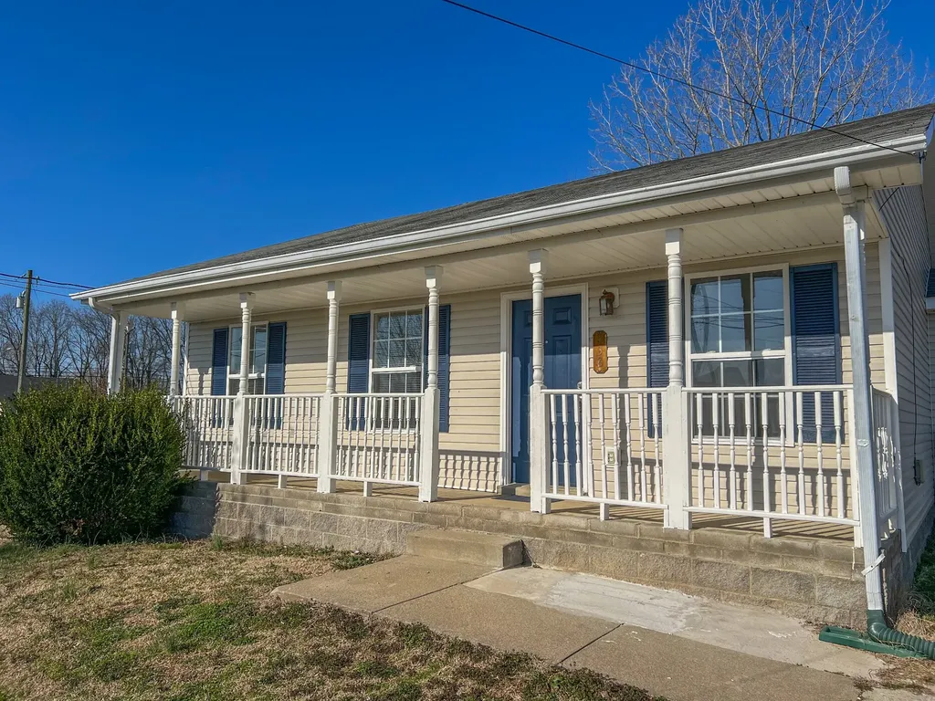 438 Cranklen Circle Clarksville TN 37042