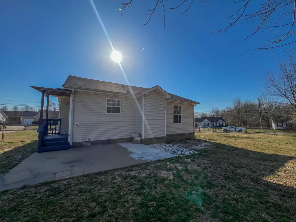 438 Cranklen Circle Clarksville TN 37042