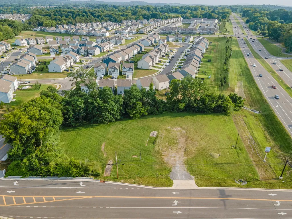 2408 Nashville Highway Columbia TN 38401
