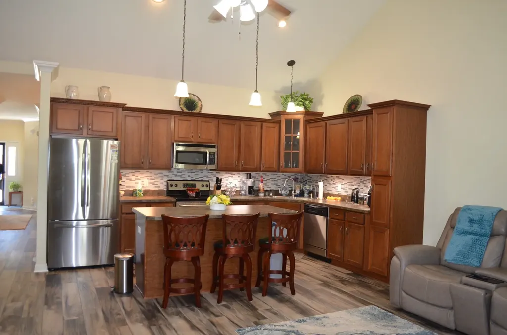 105 Annalise Drive Clarksville TN 37043
