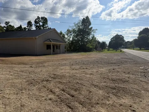 1414 Summertown Highway Hohenwald TN 38462