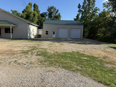 1414 Summertown Highway Hohenwald TN 38462