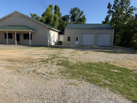 1414 Summertown Highway Hohenwald TN 38462