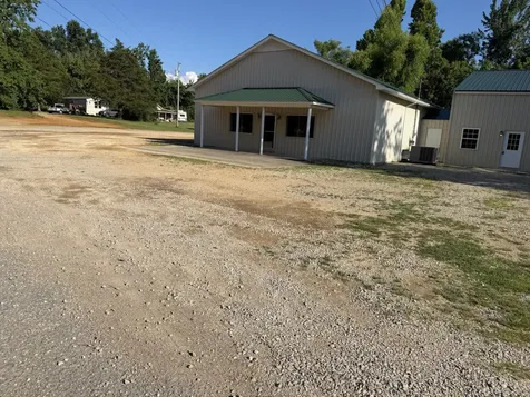 1414 Summertown Highway Hohenwald TN 38462