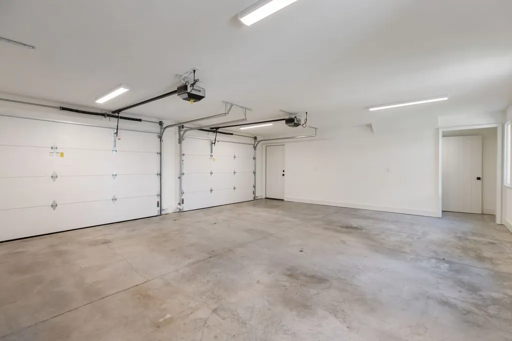 1015 Halcyon Avenue Nashville TN 37204