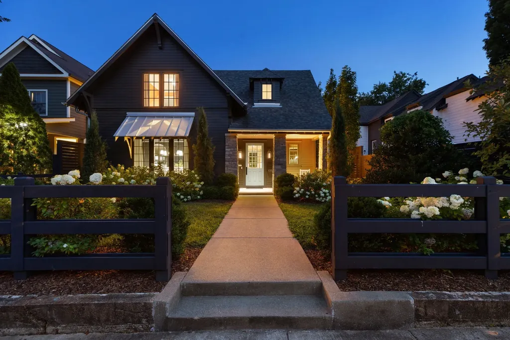 1015 Halcyon Avenue Nashville TN 37204