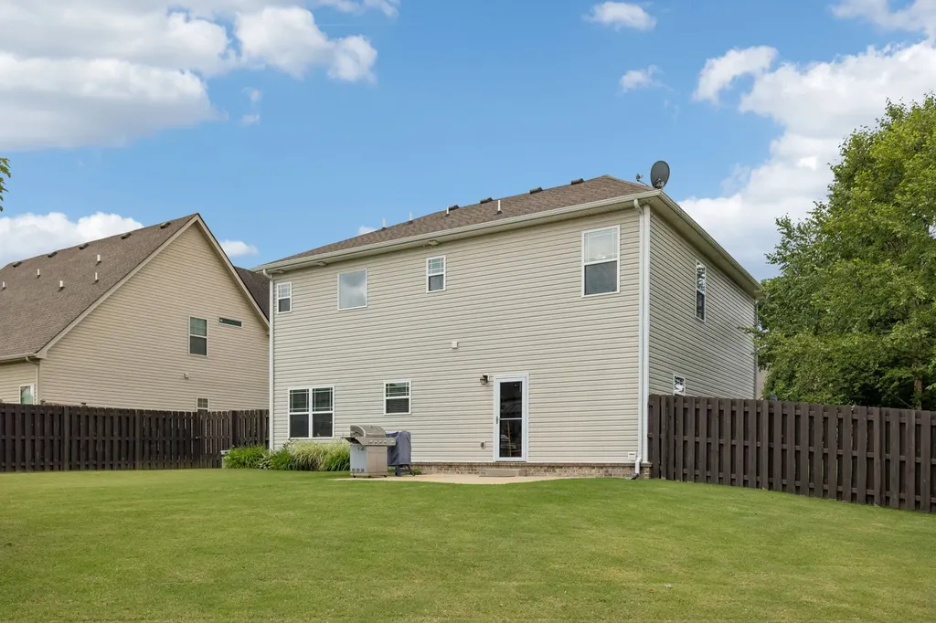 1056 Daniel Lane Spring Hill TN 37174