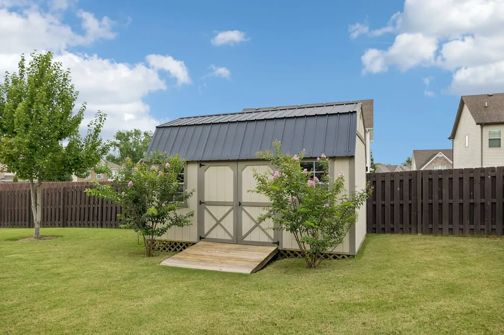 1056 Daniel Lane Spring Hill TN 37174