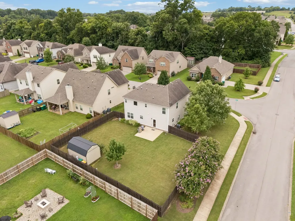 1056 Daniel Lane Spring Hill TN 37174