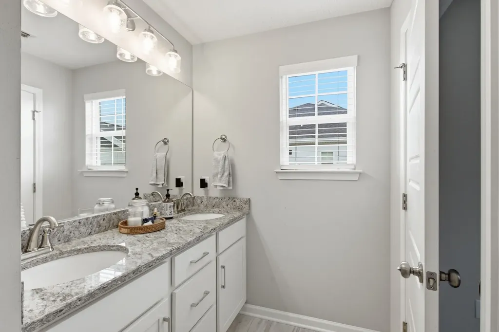 4322 Doral Drive Murfreesboro TN 37127