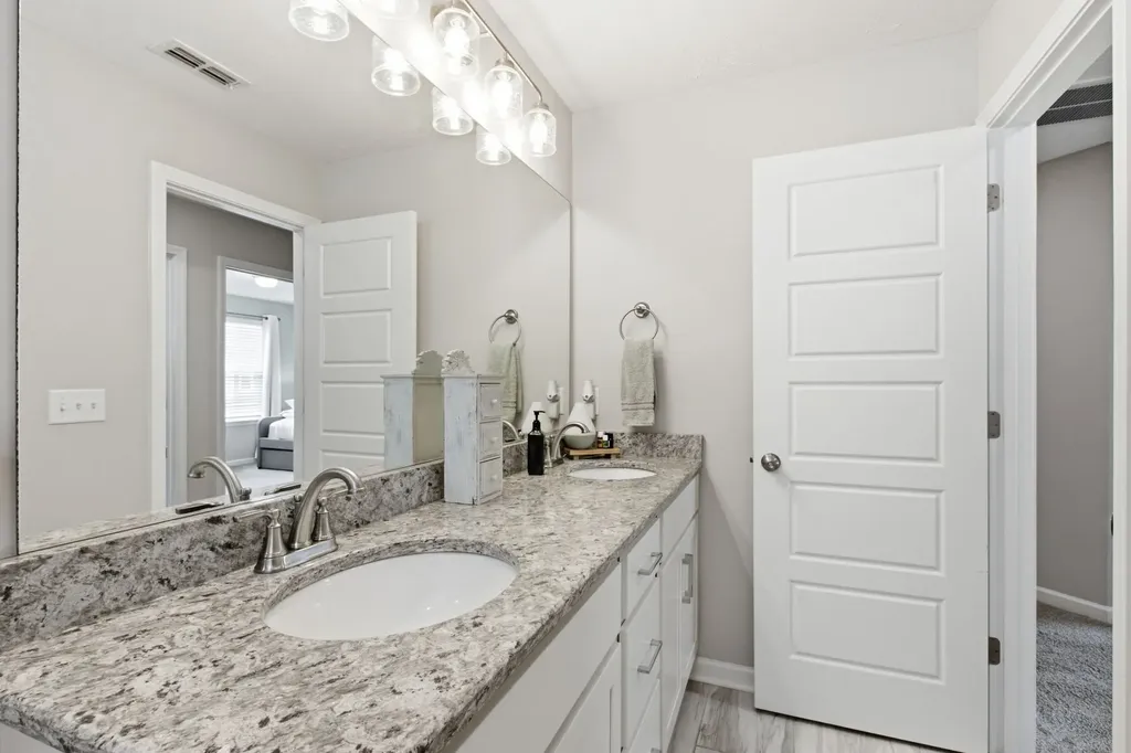 4322 Doral Drive Murfreesboro TN 37127