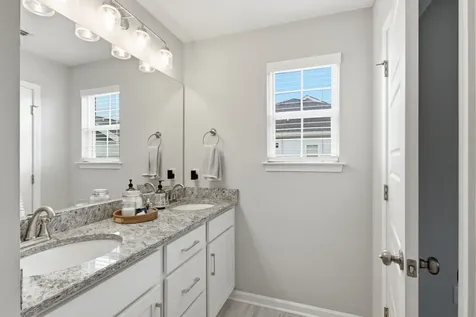 4322 Doral Drive Murfreesboro TN 37127