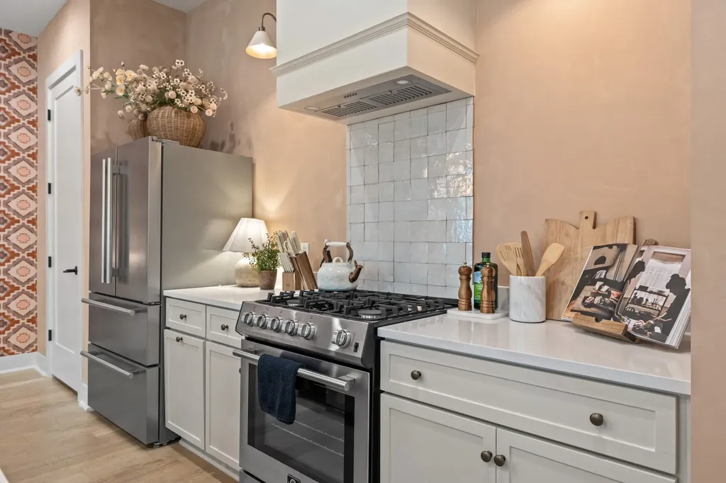 1037C Scovel Street Nashville TN 37208
