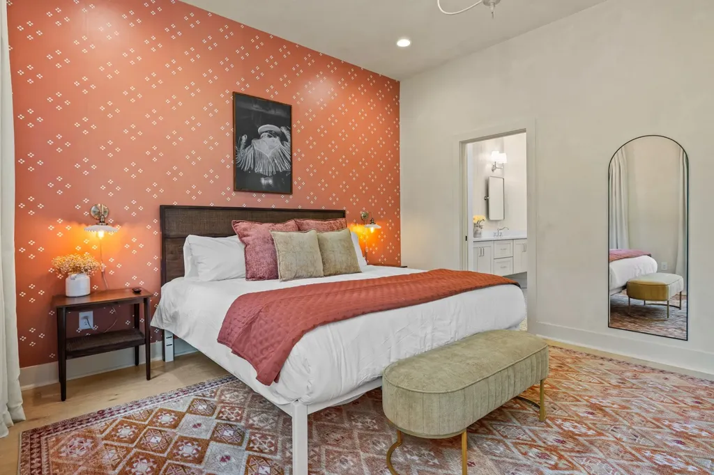 1037C Scovel Street Nashville TN 37208