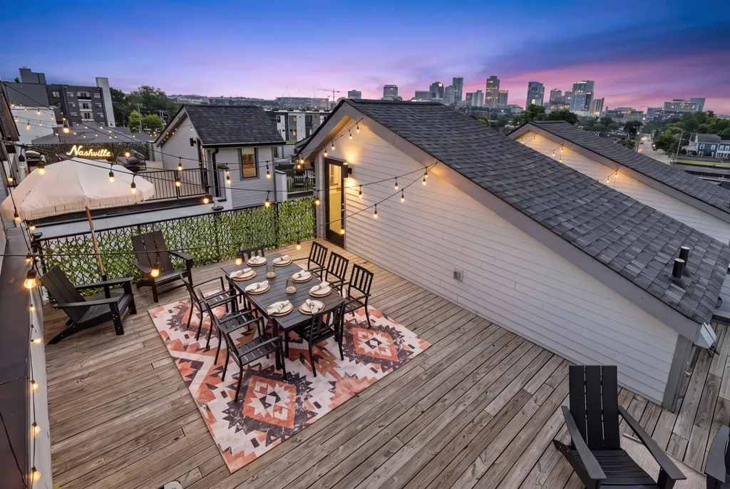 1037C Scovel Street Nashville TN 37208