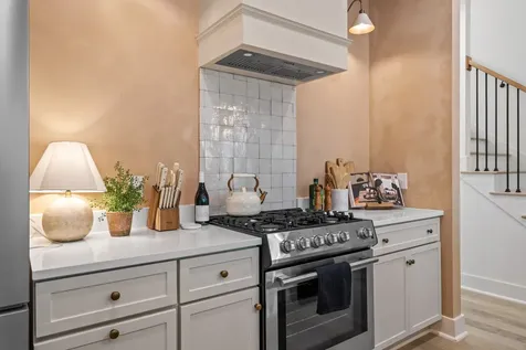 1037C Scovel Street Nashville TN 37208