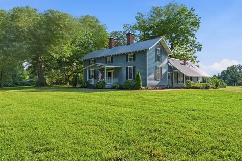 1425 Highway 49, E Ashland City TN 37015