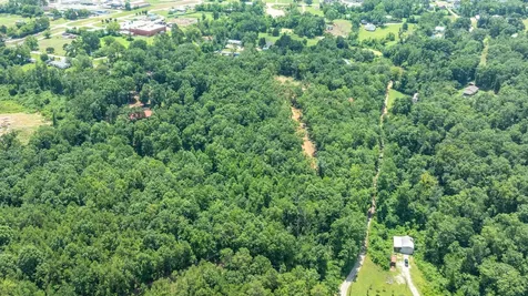 348 Columbia Avenue Hohenwald TN 38462