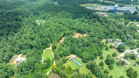 348 Columbia Avenue Hohenwald TN 38462