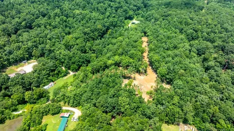 348 Columbia Avenue Hohenwald TN 38462