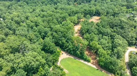 348 Columbia Avenue Hohenwald TN 38462