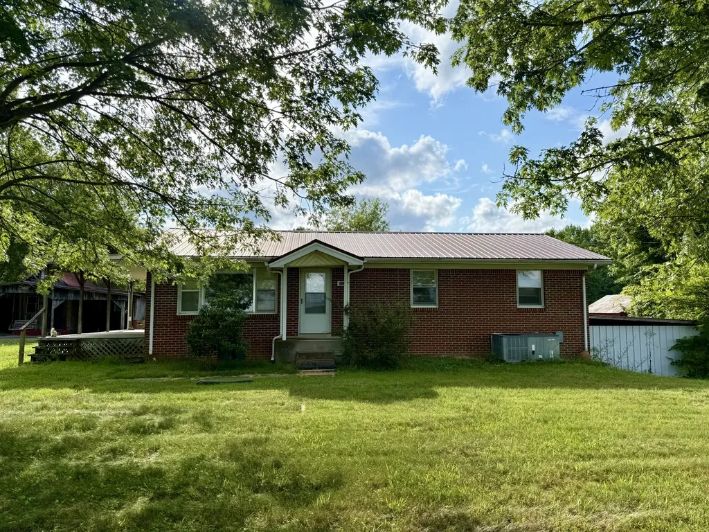 1022 Odell Powell Road Woodbury TN 37190