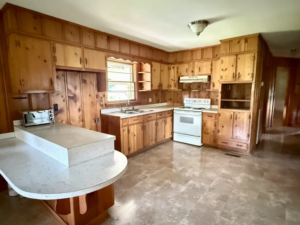 1022 Odell Powell Road Woodbury TN 37190